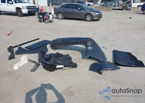 2022 Toyota Rav4 Xle z USA, uszkodzony, nr VIN 2T3W1RFV1NW208356